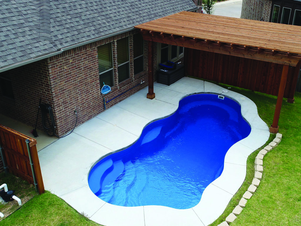 Backyard pool design Terrell Hills, TX Copano Pools and Spas